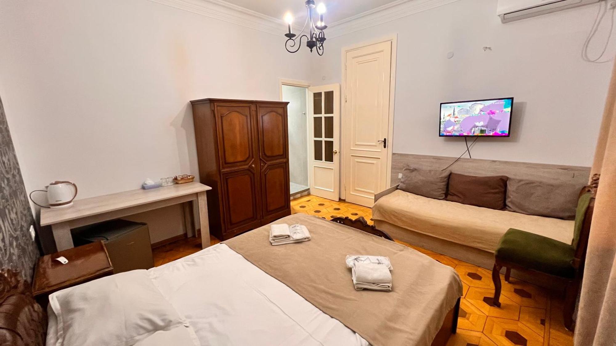 يريفان Elross Hotel المظهر الخارجي الصورة