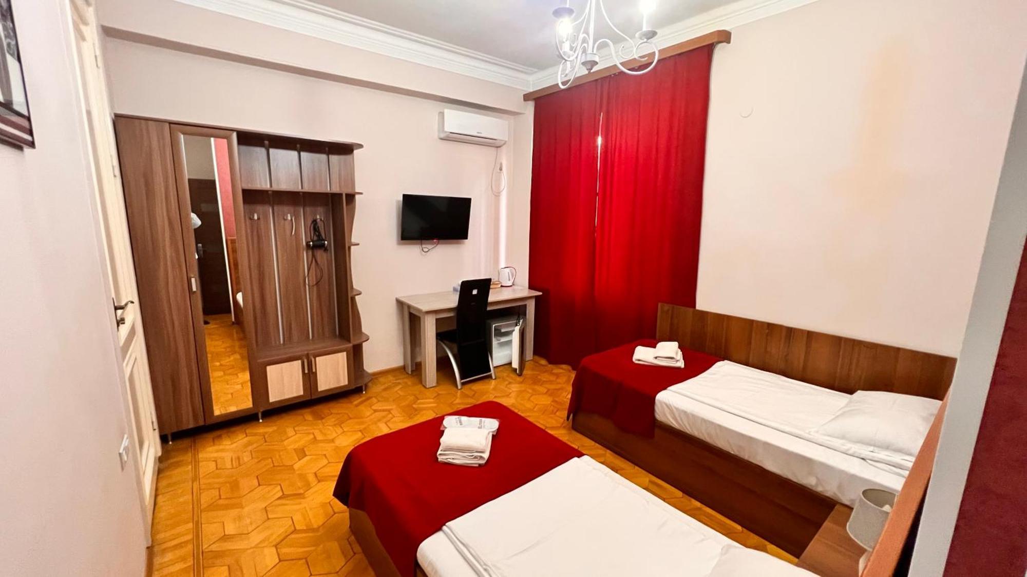 يريفان Elross Hotel المظهر الخارجي الصورة