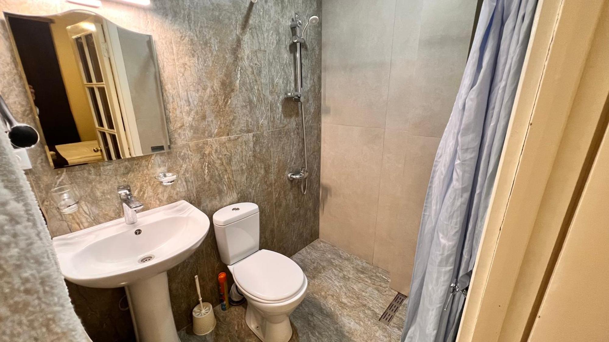 يريفان Elross Hotel المظهر الخارجي الصورة