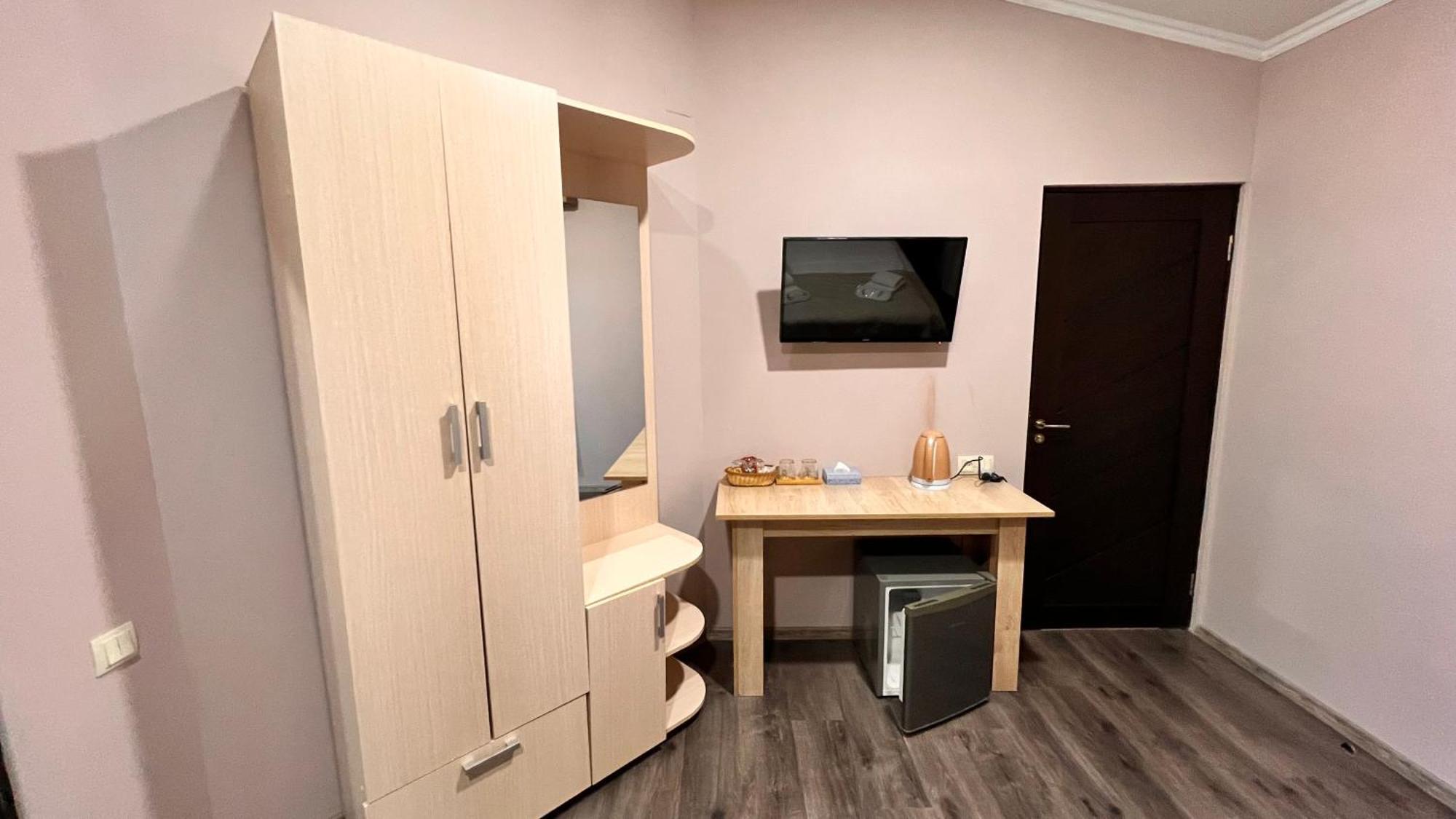 يريفان Elross Hotel المظهر الخارجي الصورة