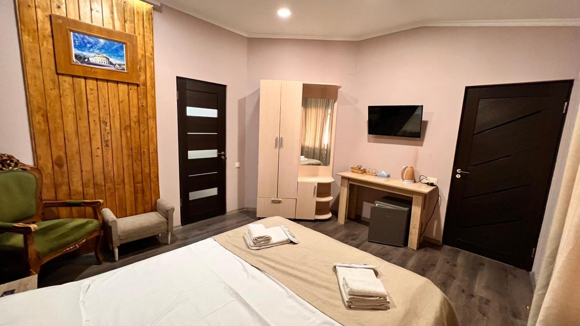 يريفان Elross Hotel المظهر الخارجي الصورة